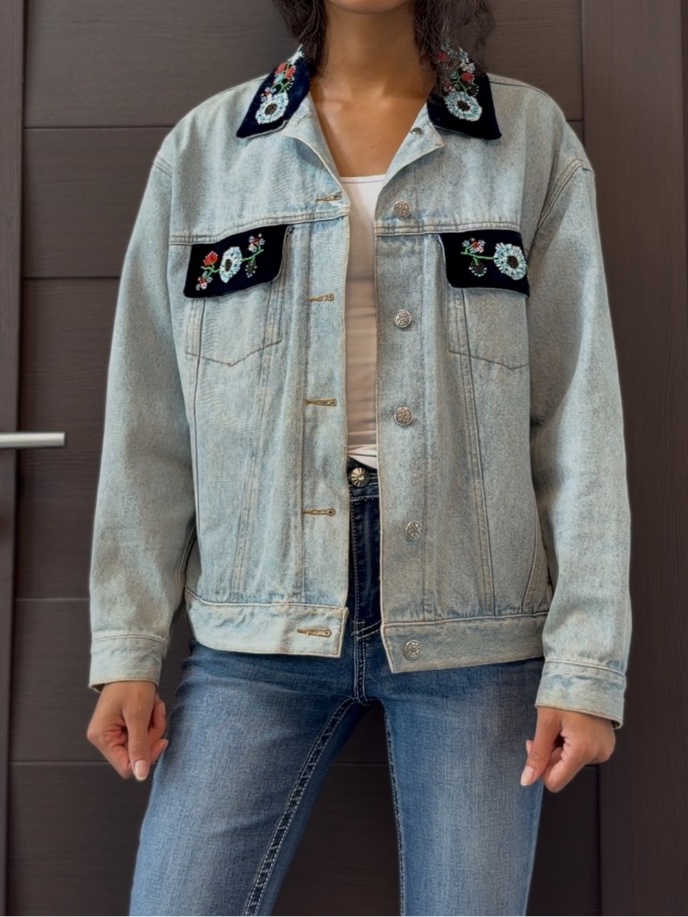 Dry Goods Light Blue Denim Jacket with Floral Embroidery vintage